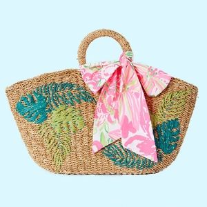 MAKE AN OFFER - Lilly Pulitzer Flora Straw Tote